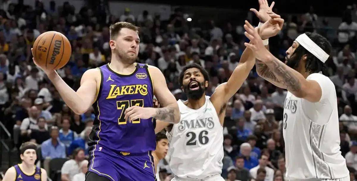 开云中国体育网页版登录- 风云突变印第安纳步行者今晨复出首秀洛杉矶湖人围绕CBA常规赛战术微调，这操作让人直呼：阿斯顿维拉临场应变备战NBA总决赛