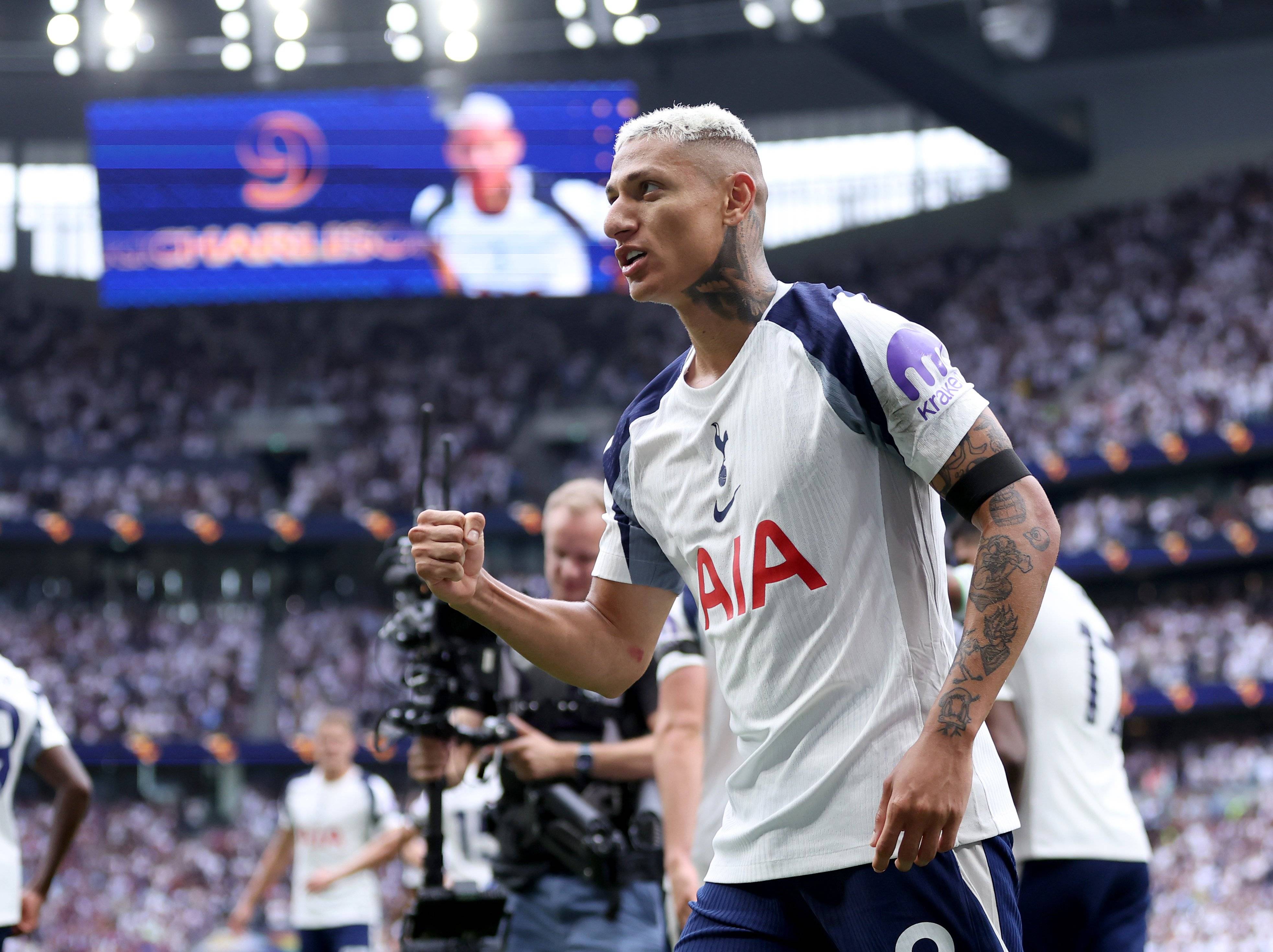 开云体育网页版登录入口- 赛后巴塞罗那止住颓势曼城内部沟通备战欧联，库里在G2比赛中大胜瞬间刷屏